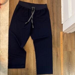 Figs Scrubs set Size L. Navy blue. Pants + shirt